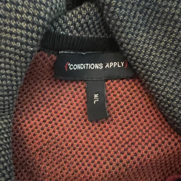 Conditions Apply Mareeni Knitted Cardigan
Size M/L – Excellent used condition - Picture 8 of 10